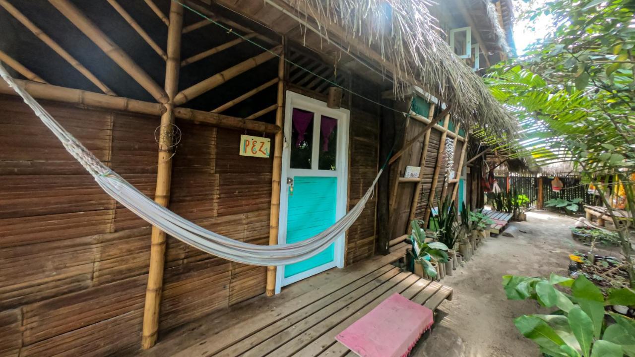 Raices Mompiche Hotel ภายนอก รูปภาพ