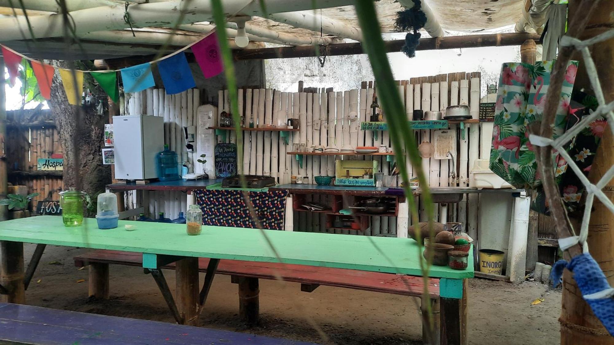 Raices Mompiche Hotel ภายนอก รูปภาพ
